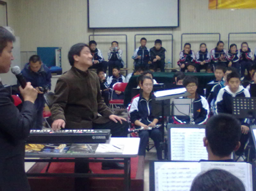北京109中学富联娱乐示范乐团大师班活动圆满结束 